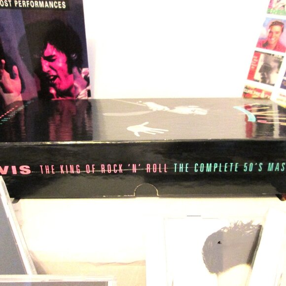 NWOT,VTG Elvis (5 Discs) 50'sThe King of Rock "N" Rock complete Masters & Bookle - Picture 4 of 4